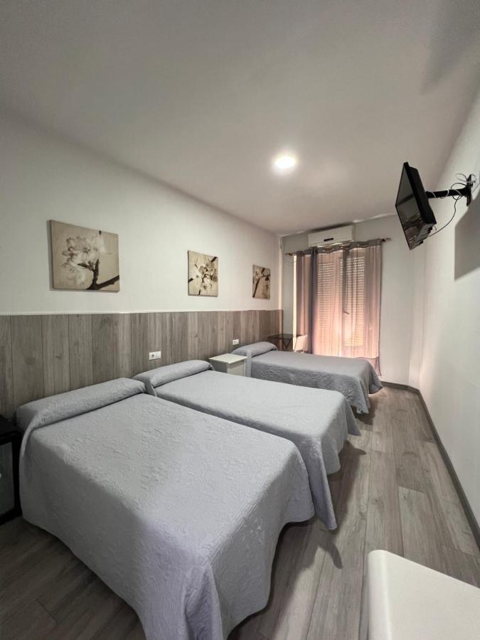 Driepersoonskamer met Eigen Badkamer