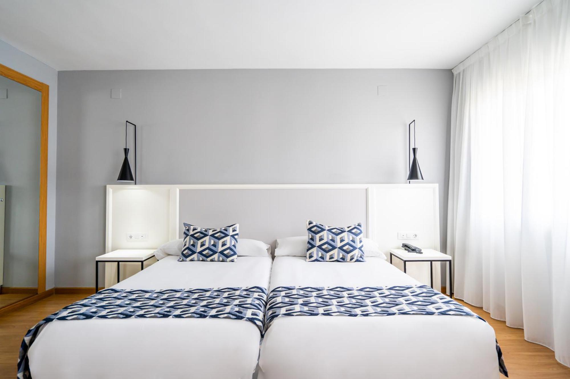 Double or Twin Room,1557284188:JPEG