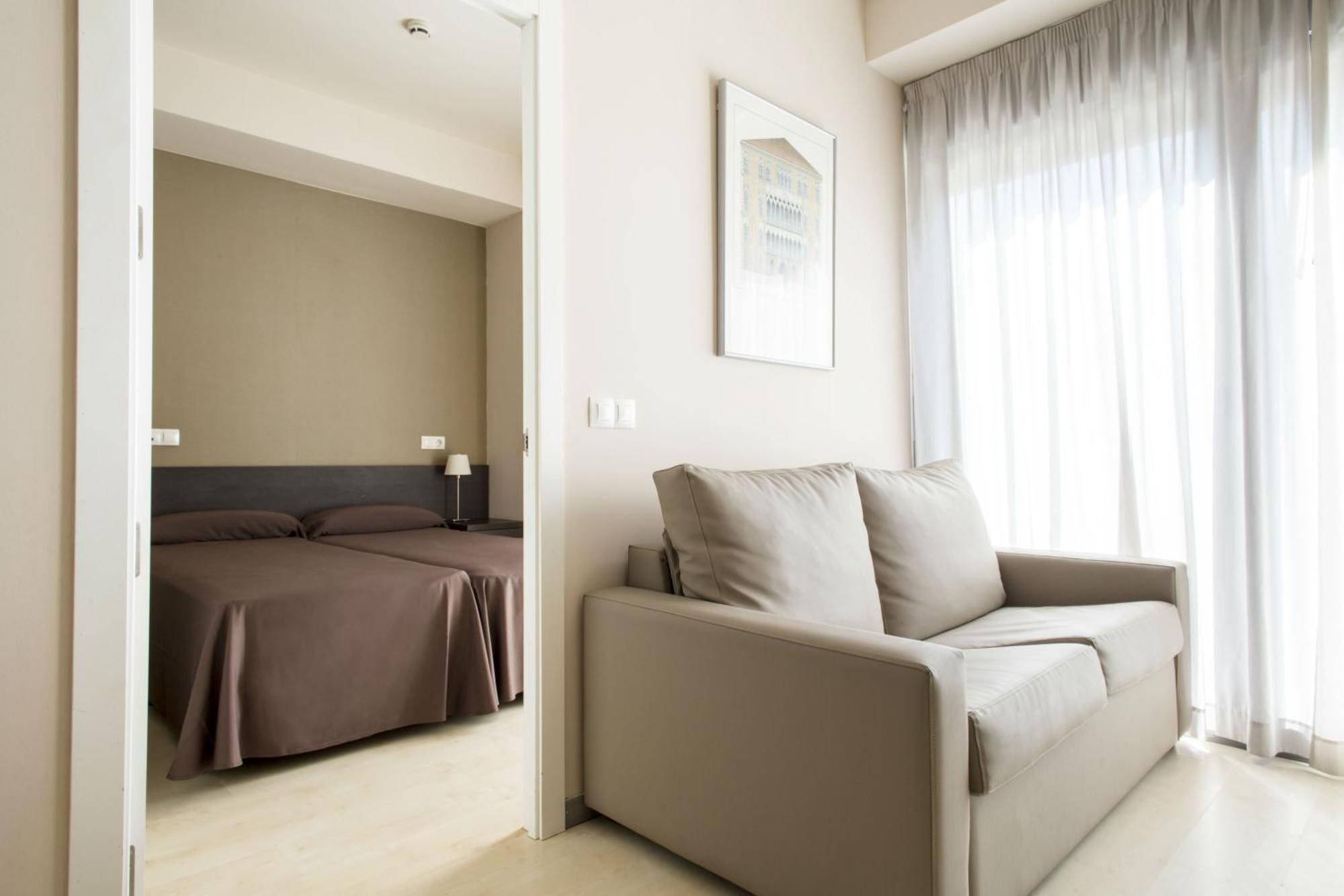 Comfort Family Studio (2 Adults + 2 Children),682917966:JPEG