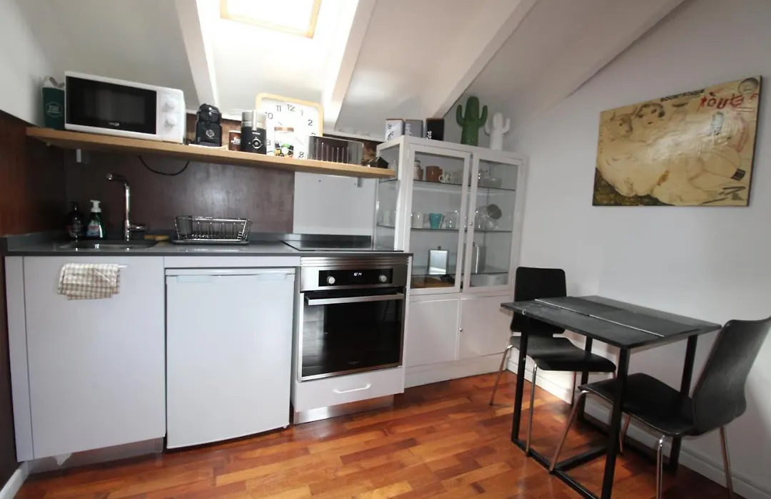 Piso En La Cuitat Vella Cerca De Jardines Real-1