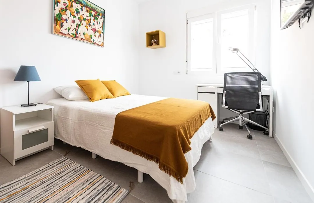 Nueva Habitacion Cerca De Playa Con Cocina Y Wc Compartido, Terraza Y Zonas Comunes-1