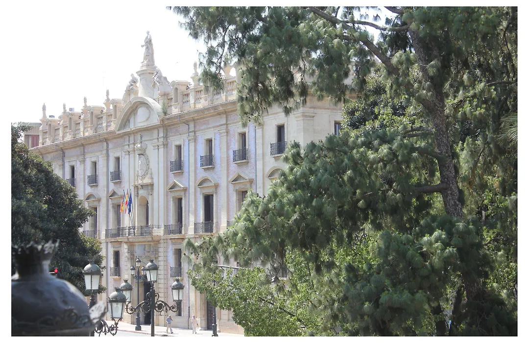 Hi Valencia Boutique-1