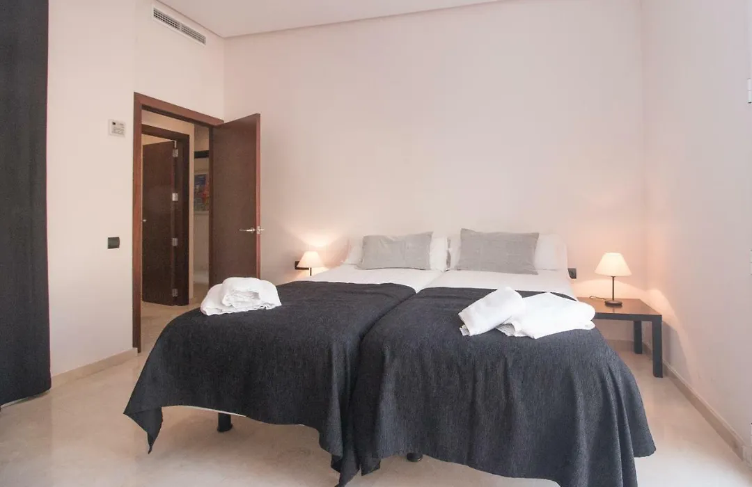 Bet Apartments - Canovas Rooms-1