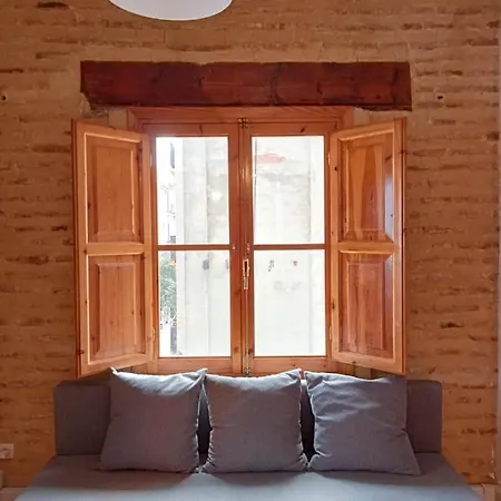 Apartamentos Con Encanto En Pleno Casco Antiguo Ron Valenciayole-3