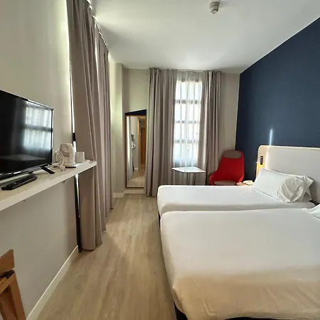 Holiday Inn Express Ciudad De Las Ciencias By Ihg-2