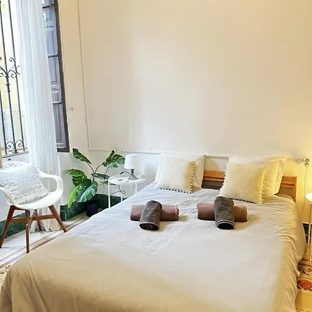 Habitación con Baño privado 1 cama de matrimonio-2